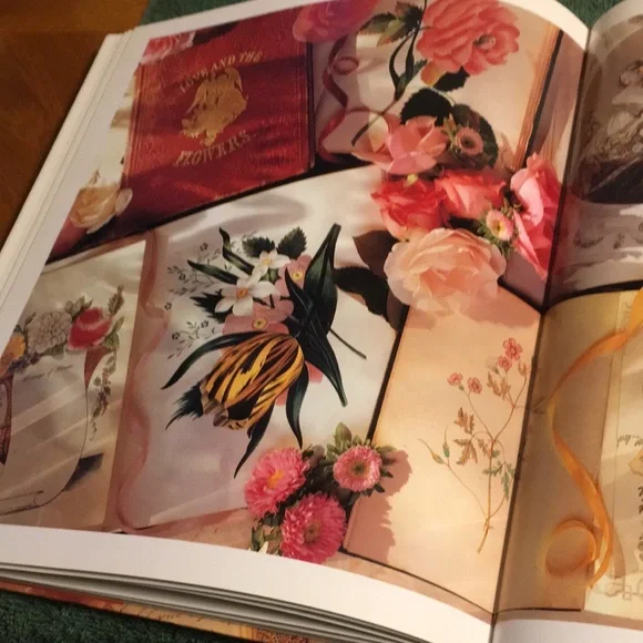 Vintage 1995 “On Women & Friendships” Hardcover. - Picture 4 of 7